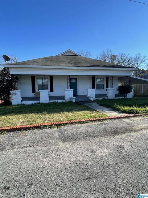 27 3rd Ave S, Clanton, AL 35045 photo 1