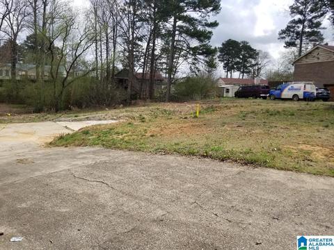 801 13th Ave #62, Pleasant Grove, AL 35127