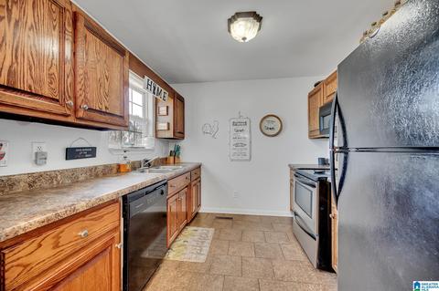121 Miranda Rd, Warrior, AL 35180 photo 9