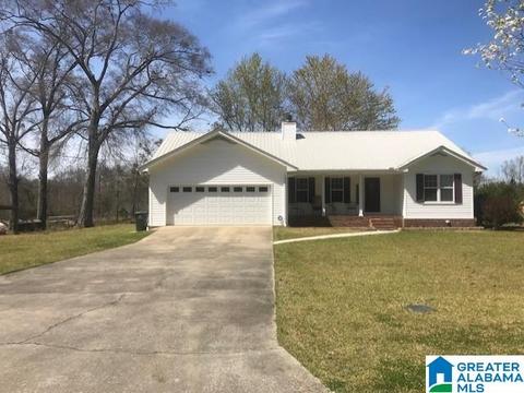 1415 Meadowood Dr, Clanton, AL 35045 photo 1