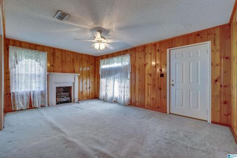 209 N 15th St, Clanton, AL 35045 photo 8