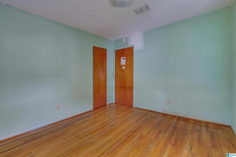 209 N 15th St, Clanton, AL 35045 photo 36