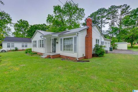 209 N 15th St, Clanton, AL 35045 photo 4