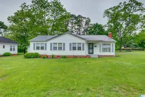 209 N 15th St, Clanton, AL 35045 photo 2