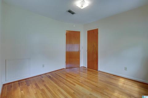 209 N 15th St, Clanton, AL 35045 photo 33