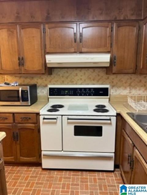 303 E Herbert St, Demopolis, AL 36732 photo 6