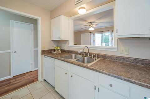 1402 Applegate Dr, Alabaster, AL 35007 photo 11