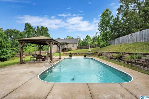 147 Briarfield Rd, Warrior, AL 35180 photo 3