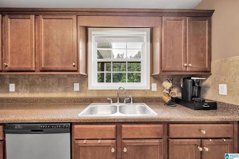 147 Briarfield Rd, Warrior, AL 35180 photo 12
