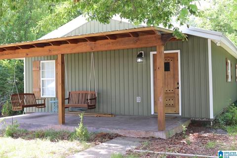 405 S 1st St, Clanton, AL 35045 photo 2