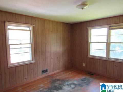 320 E 28th St, Anniston, AL 36207 photo 10