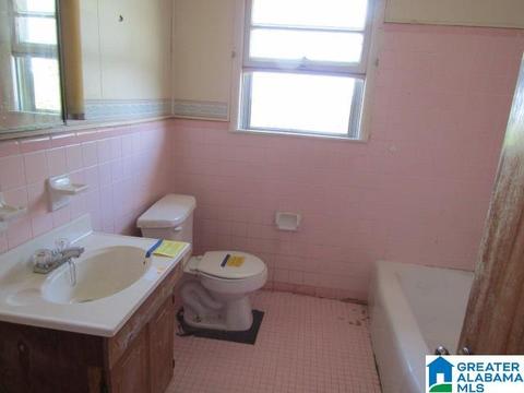 320 E 28th St, Anniston, AL 36207 photo 9