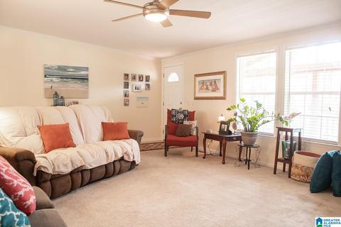 588 Tomahawk Trl, Riverside, AL 35135 photo 4