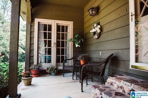 1004 Apache Pass, Anniston, AL 36206 photo 2
