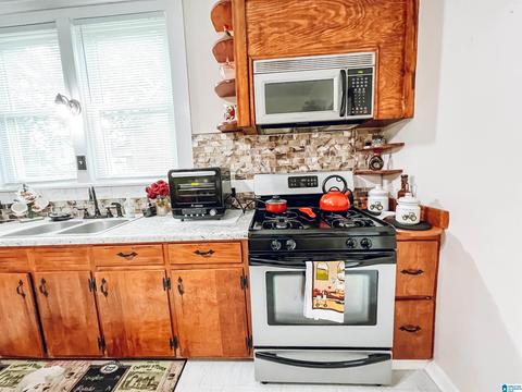 2015 Moore Ave, Anniston, AL 36201 photo 10