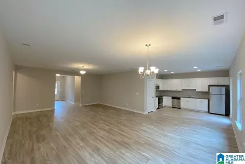 320 S Pine Dr, Jasper, AL 35504 photo 5