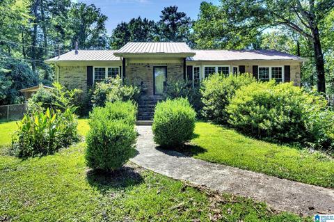 146 Davis Dr, Sumiton, AL 35148 photo 1