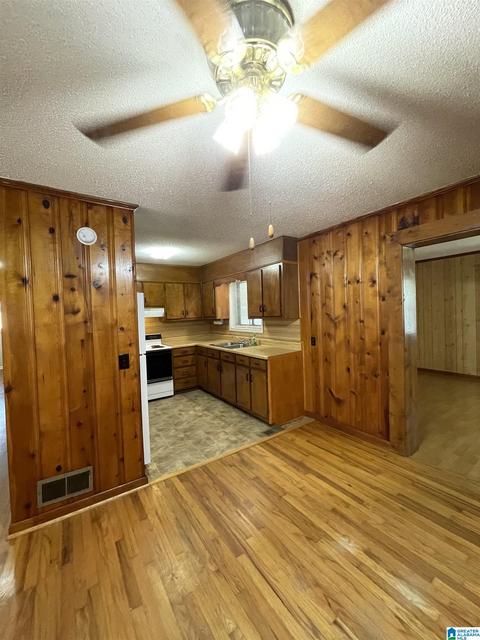 209 Lilla Ave, Clanton, AL 35045 photo 14