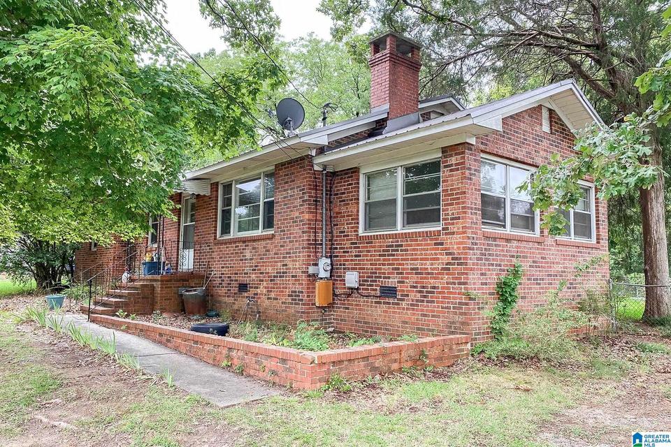 5534 Saks Rd, Anniston, AL 36206 37 Photos MLS 1329757 Movoto