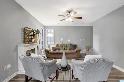 405 Saturn Cir, Warrior, AL 35180 photo 5