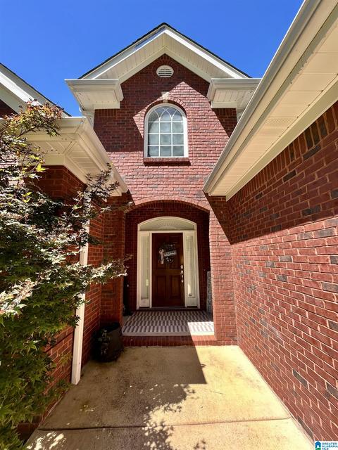 381 Hayfield Loop, Dora, AL 35062 photo 2