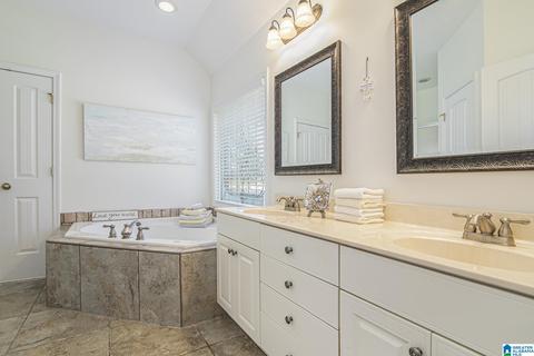 914 Frances Cir, Clanton, AL 35045 photo 23