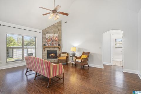 914 Frances Cir, Clanton, AL 35045 photo 8