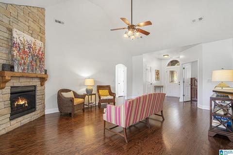914 Frances Cir, Clanton, AL 35045 photo 7