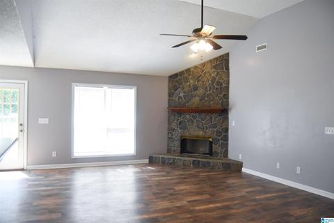 544 Bernard Couch Dr, Anniston, AL 36207 photo 3