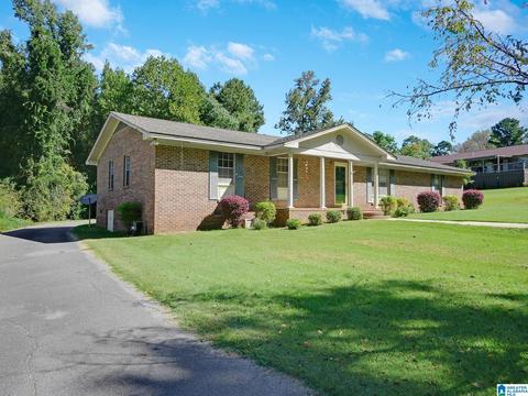102 Pine Cone Cir, Clanton, AL 35045 photo 2
