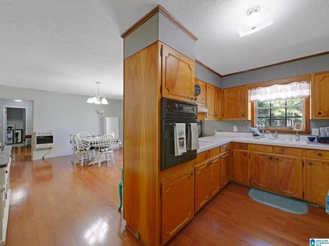 102 Pine Cone Cir, Clanton, AL 35045 photo 7