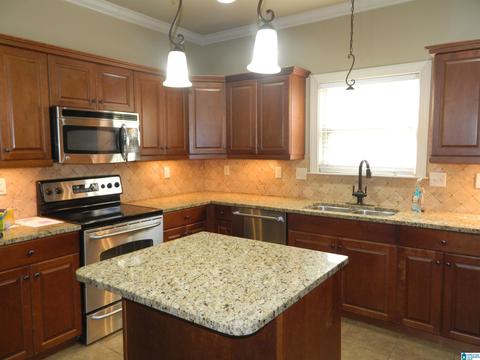 428 Red Bay Cv, Maylene, AL 35114 photo 5