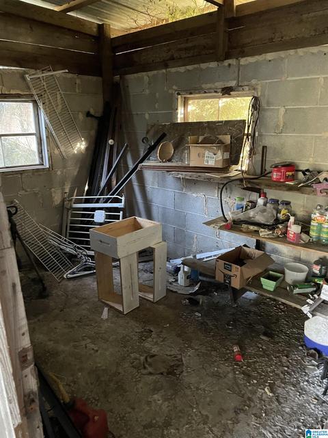 108 E 2nd St, Warrior, AL 35180 photo 5