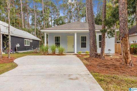 828 E 22nd Ave E, Gulf Shores, AL 36542