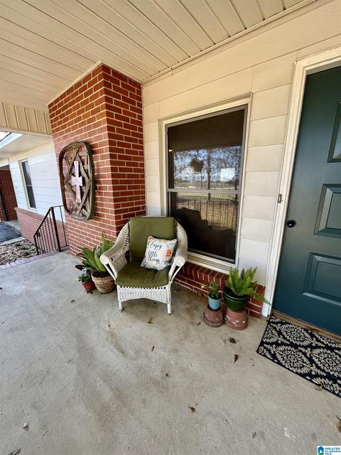709 Powers St, Clanton, AL 35045 photo 3