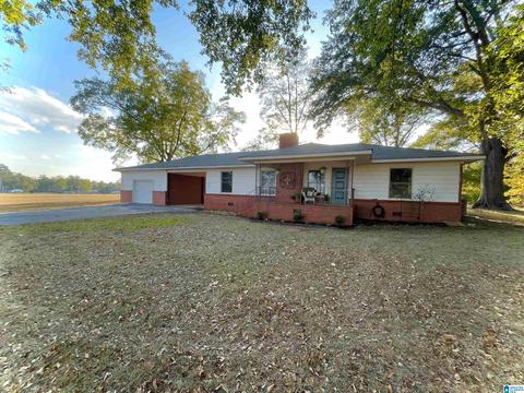 709 Powers St, Clanton, AL 35045 photo 1