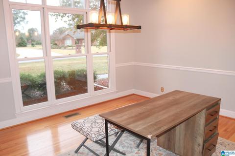 103 Round Forest Dr, Clanton, AL 35045 photo 8