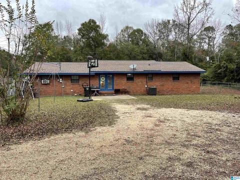901 Scott Dr, Clanton, AL 35045 photo 3