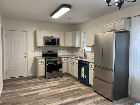 115 Hinkle Rd, Clanton, AL 35045 photo 5