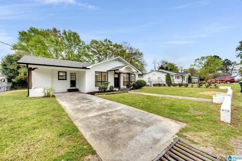 203 Martha St, Clanton, AL 35045 photo 3