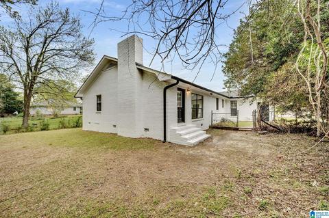 203 Martha St, Clanton, AL 35045 photo 7