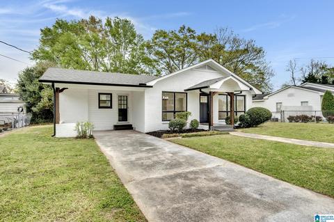 203 Martha St, Clanton, AL 35045 photo 4