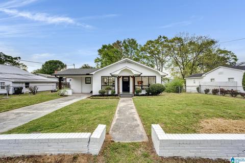 203 Martha St, Clanton, AL 35045 photo 2