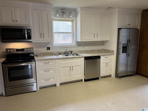 1410 County Road 261, Five Points, AL 36855 photo 2