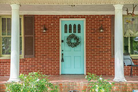 501 8th St, Clanton, AL 35045 photo 3