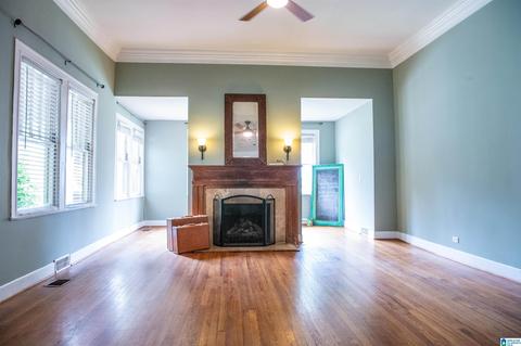 501 8th St, Clanton, AL 35045 photo 2