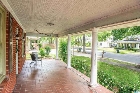 501 8th St, Clanton, AL 35045 photo 9