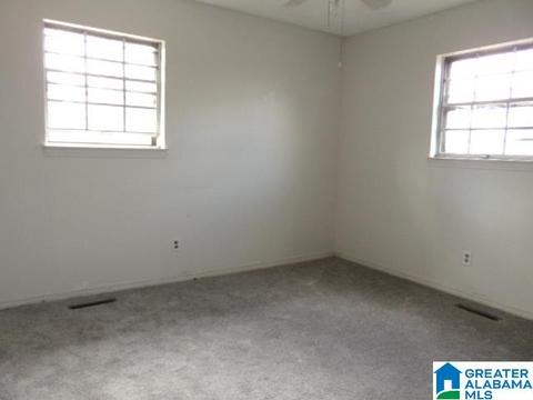101 Marion Ave, Clanton, AL 35045 photo 7
