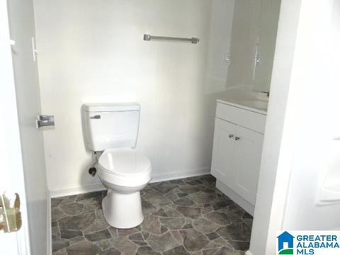 101 Marion Ave, Clanton, AL 35045 photo 9
