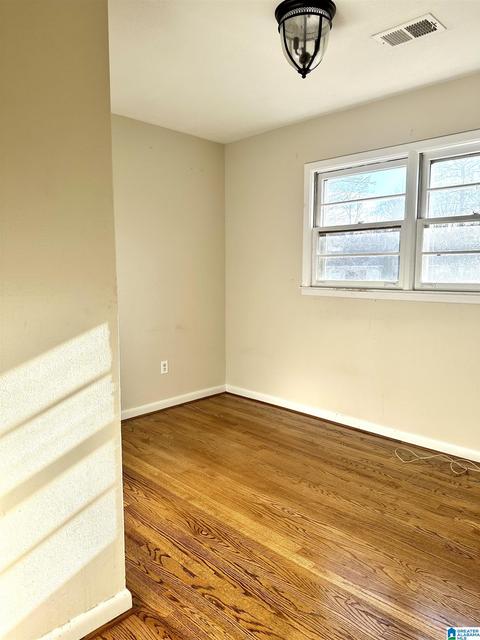 33 Pine St, Oneonta, AL 35121 photo 4